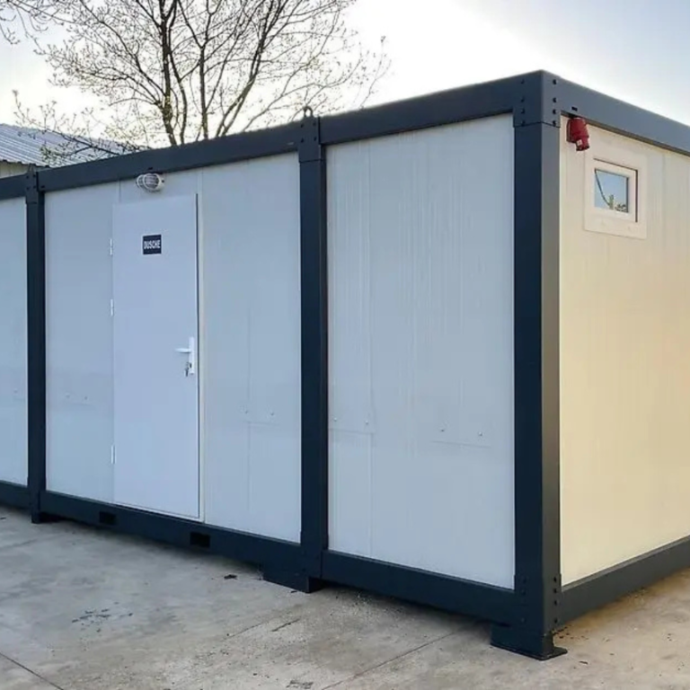 Conteneur de douche 6 places neuf 2,40 × 6,00 m avec lavabos