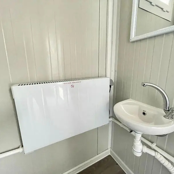 conteneur douche 6 personnes4 Conteneur de douche 6 places neuf 2,40 × 6,00 m avec lavabos