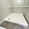 conteneur douche 6 personnes5 Conteneur de douche 6 places neuf 2,40 × 6,00 m avec lavabos